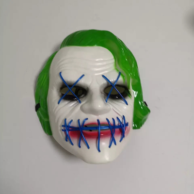 O palhaço verde Dia das Bruxas conduziu acima a máscara clara para o partido Cosplay do disfarce